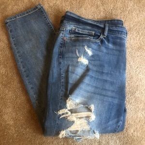 Judy Blue distressed boyfriend for Jeans